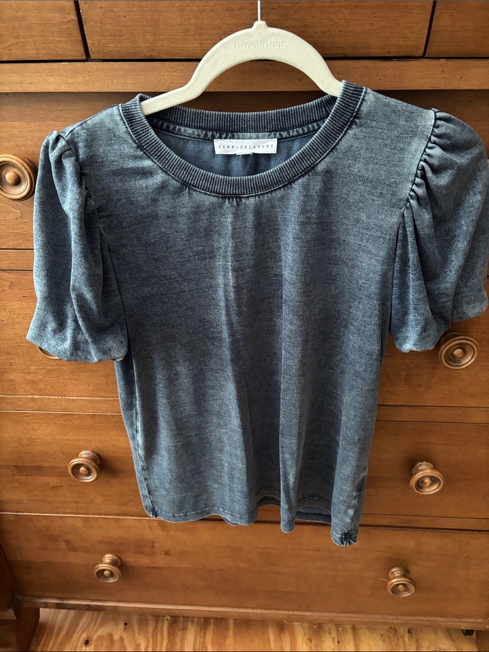 Jane and Delancey Washed Charcoal Puff Sleeve Tee Sz XS NWOT